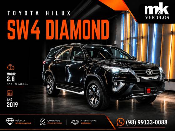 TOYOTA HILUX SW4 2.8 SRX DIAMOND 4X4 7 LUGARES 16V TURBO INTERCOOLER DIESEL 4P AUTOMÁTICO